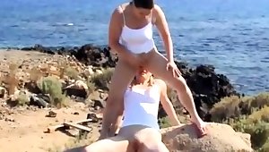 Amateur - FMF Outdoor Pissing Threesome
