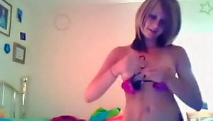 Cute amateur shows off a stunning striptease
