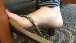 Candid Teen Flip Flops Hot Toes and Feet