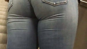 TushyLoverSweden - Creep - Teen in crazy tight jeans!