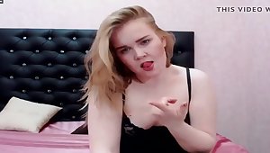 Webcam Young women - Lovely puffy young adults with tiny boobs